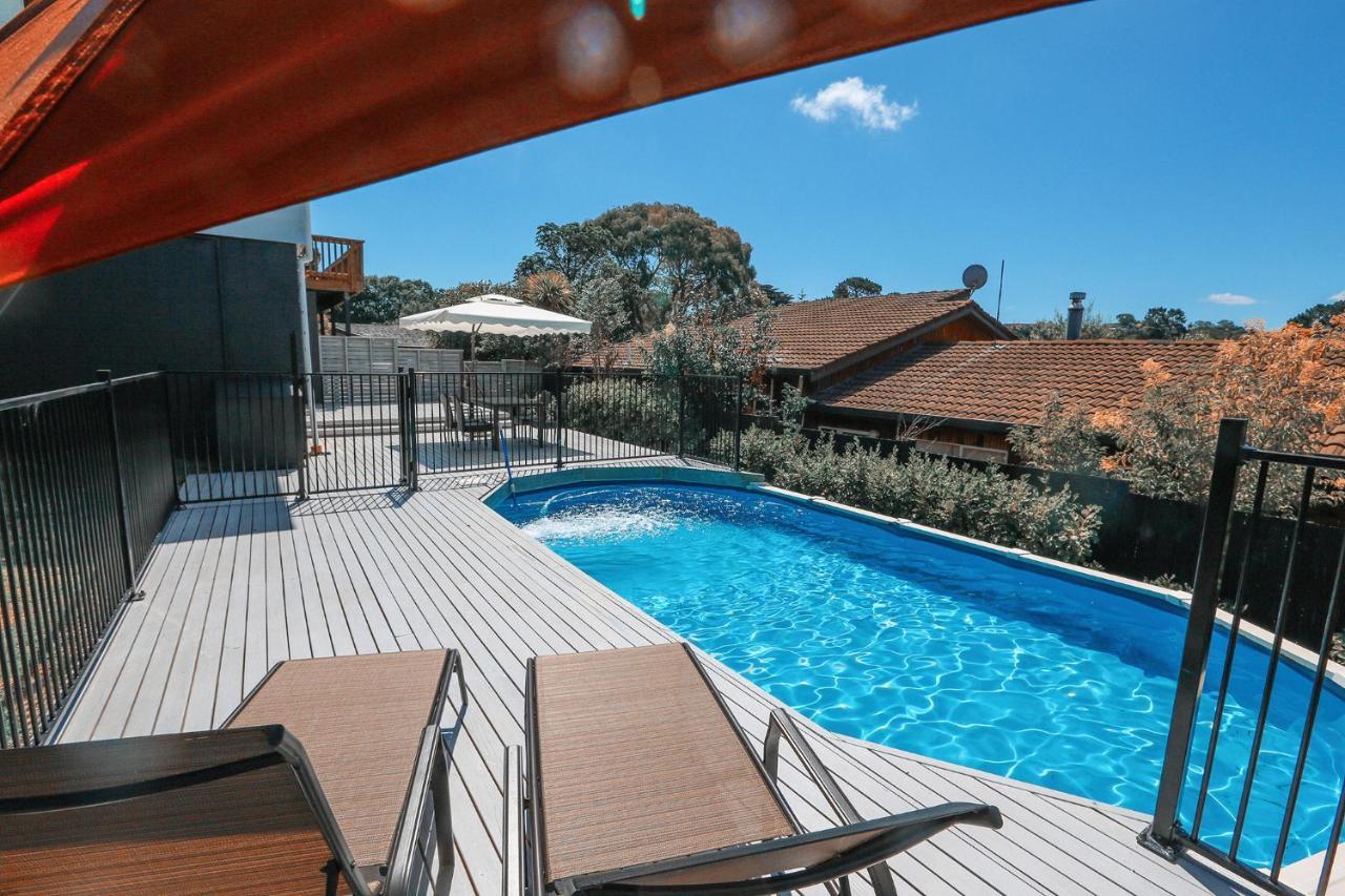 Swimming Pool Holiday Villa Auckland Exterior photo